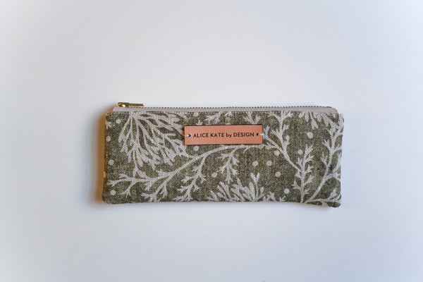 Fidra, Heath Blotch on Dune Zipper Pouch
