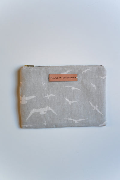 Seagulls Cream on Gustavian Grey Zipper Pouch