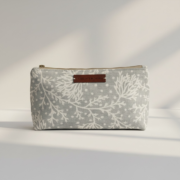 Washbag - Fidra Rain Blotch on Ivory