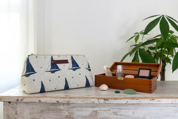 Washbag - Yacht Navy on Stone
