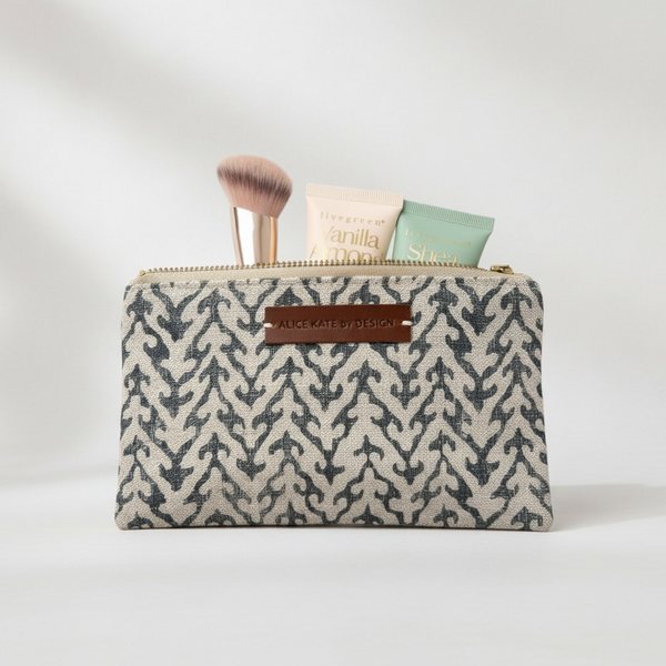 Veja, Mussel Blotch on Stone Zipper Pouch